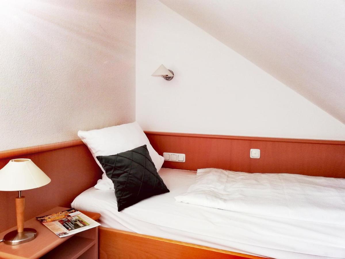 Appartement-Hotel Sibyllenbad Neualbenreuth Exterior photo